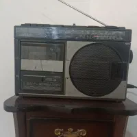 رادیو ظبط عتیقه.