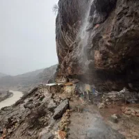 اقامتگاه بومگردی کلبه سنگی