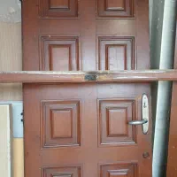 درب چوبی ورودی خانه