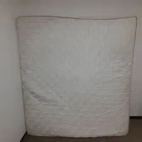 تشک رویال بسیار تمیزو بدون تو رفتگی