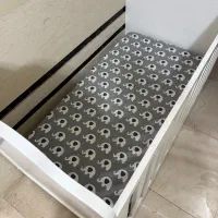 تخت نوزاد|تخت و صندلی بچه|رشت, بلوار گیلان|دیوار