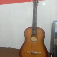 گیتار خوش دست