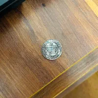 سکه عباسیان نقره|کلکسیون سکه، تمبر، اسکناس|شیراز, کوشک میدان|دیوار