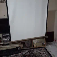 پرده نمایش پروژکتور پایه‌دار ۱ متری