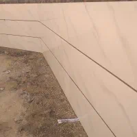 بنا همه کاره غیر از گچ و قالب بندی