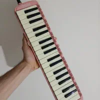 ملودیکا ۳۷ کلاویه