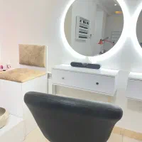 اجاره صندلی در سالن زیبایی