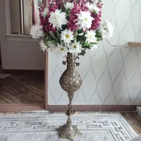گل وگلدان