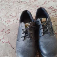 کفش چکمه سایز ۴۲|کیف، کفش، کمربند|اندیشه, اندیشه فاز ۲|دیوار