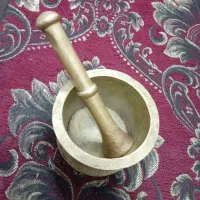 یدونه هاون برنج 40 ساله|کلکسیون اشیاء عتیقه|نجف‌آباد, باغ ملی|دیوار