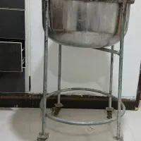 پاتیل چرخ دار