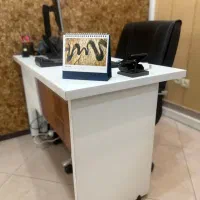 فروش فوری میز‌ تحریر استاندارد ، قیمت مناسب