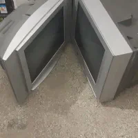 ۲عدد تلویزیون ۲۱اینج ال جی  وسامسونگ دونی ۱میلیون|تلویزیون و پروژکتور|بروجرد, |دیوار