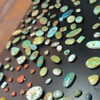 این سنگ های زینتی و قیمتی از ۵۰۰ شروع میشه