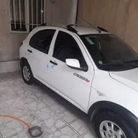 کوییک ۴۰۲ بی رنگ