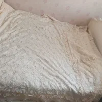 تخت خواب دو نفره به همراه تشک و دراور