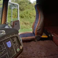 تریلی کشنده هوو مدل ۲۰۰۵|خودرو سنگین|آستارا, |دیوار