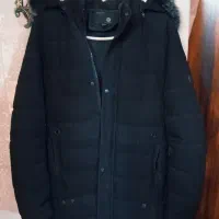 کاپشن در حد نو کلاه دار