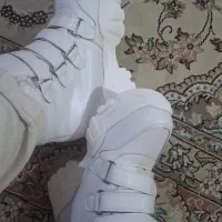 بوت زنانه|کیف، کفش، کمربند|صدرا-فارس, فاز ۲|دیوار