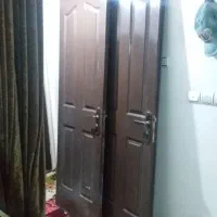دو عدد درب چوبی 70x200 متر