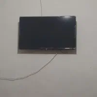 یک عدد تلویزیون  درحد نو