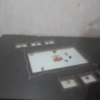 میز نهار خوری چهار نفره با همراه دو صندلی