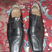 کفش چرم درحد نو