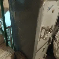 گاوصندوق  بزرگ ومحکم وخیلی سنگین|ابزارآلات|سمنان, |دیوار