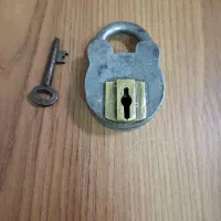 قفل قدیمی انگلیسی