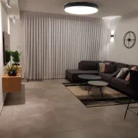 آپارتمان-90-متری-کلید-نخورده-رو-به-نما-شیک