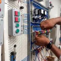 آموزش برق صنعتی