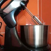 همزن برقی کاسه دار