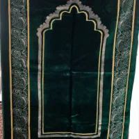 سجاده فرشی مخمل ساخت ترکیه مناسب جهیزیه|زیورآلات و اکسسوری|تهران, یوسف‌آباد|دیوار