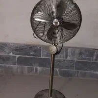 پنکه ایستاده