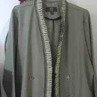 تعدادی مانتو در حد
