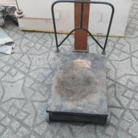 باسکول ۱۰۰ کیلویی