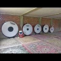 طبل|درام و پرکاشن|لیسار, |دیوار