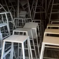 چهار پایه فلزی سبک