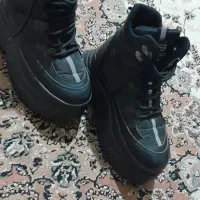 بوت زیبا سایز ۴۰ دخترونه