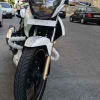آپاچی 180