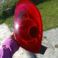 چراغ عقب ۲۰۶