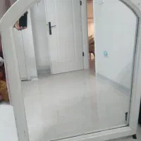 اینه|آینه|مشهد, دانشجو|دیوار