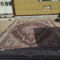 دو عدد فرش 12متری مثل هم تمیز وسنگین ومحکم