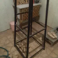 چهارپایه آهنی بلند