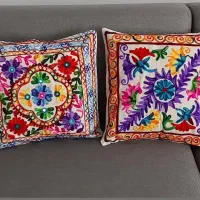 3عدد رو کوسنی دست دوز نو استفاده نشده