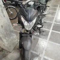 موتور آن اس 200