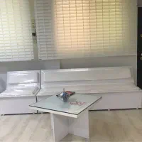 ۲صندلی و کاناپه و میزعسلی