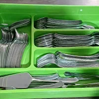 جا قاشق و چنگالی