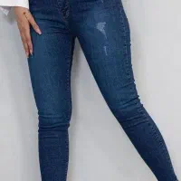 شلوار لی زنانه