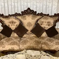 مبل سلطنتی ۹ نفره